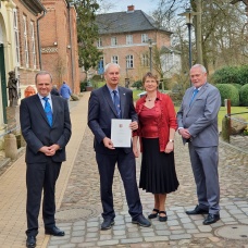 20220316 Freiherr-vom-Stein-Verdienstnadel Foto1