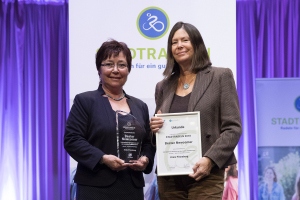 Verena Mohnke (links) und Ulrike Höfken